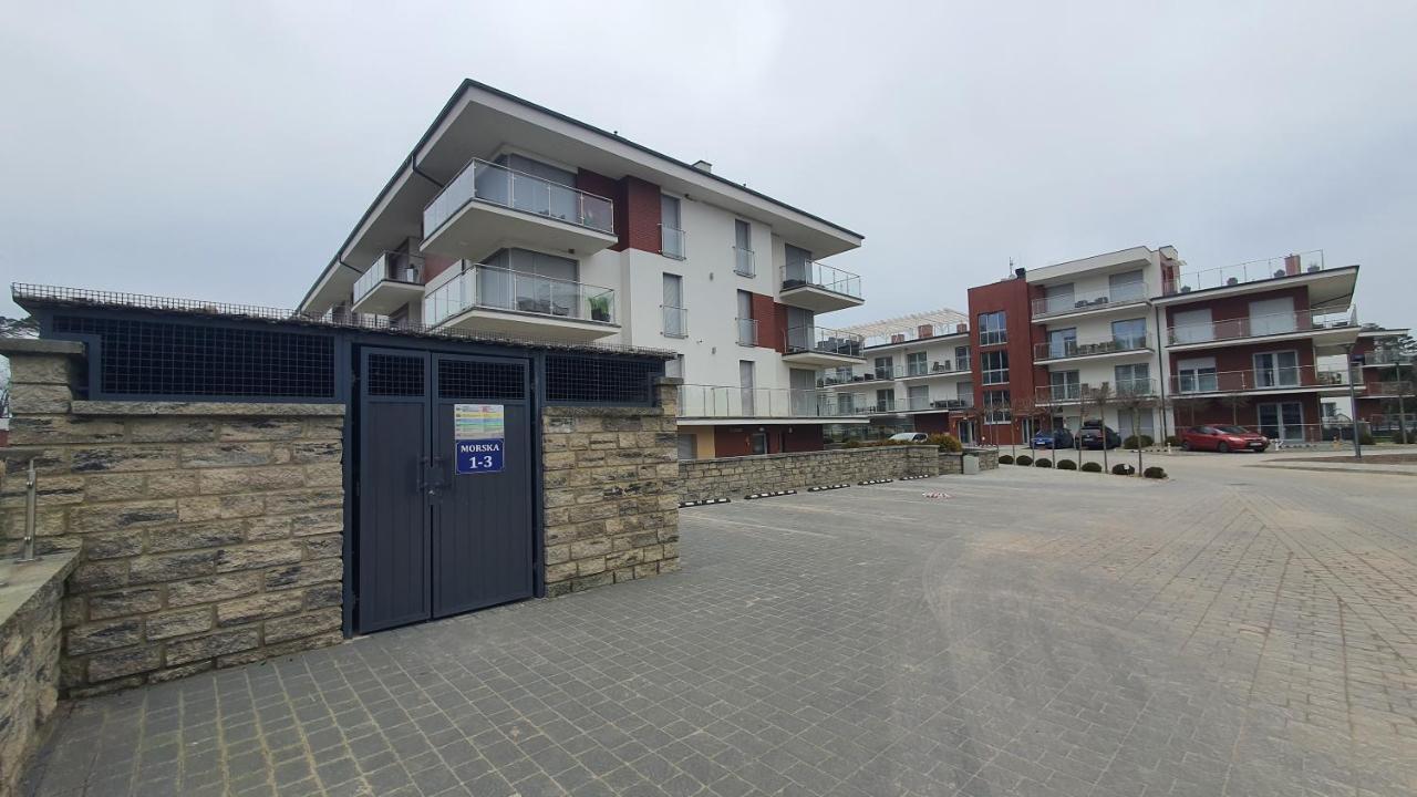 Apartament Holiday 32 Rewal Exteriör bild